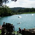 Campsite Confortable Avec Terrasse, Ideal Pour 6 Personnes - Api-1-52-1520 *