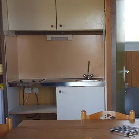 Confortable Avec Terrasse, Ideal Pour 6 Personnes - Api-1-52-1520 *