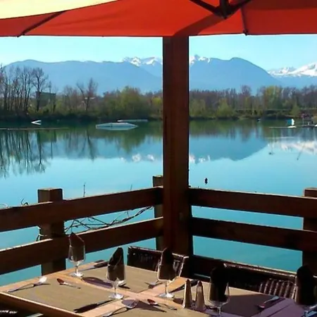 Confortable Avec Terrasse, Ideal Pour 6 Personnes - Api-1-52-1520