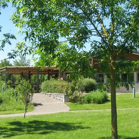 Confortable Avec Terrasse, Ideal Pour 6 Personnes - Api-1-52-1520 * Beaudreix