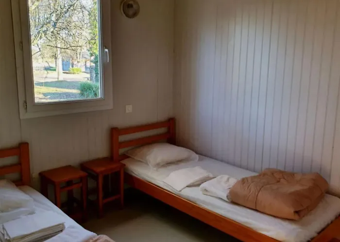 Confortable Avec Terrasse, Ideal Pour 6 Personnes - Api-1-52-1520